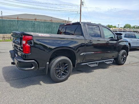 Used 2021 Chevrolet Silverado 1500 LT Trail Boss w/ LT Trail Boss Premium Package AWD/4WD image 6