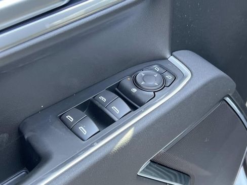 New 2026 GMC Sierra 1500 Elevation image 15