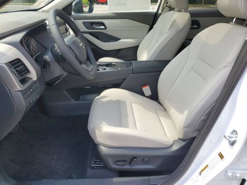 New 2026 Nissan Rogue Dark Armor FWD image 17
