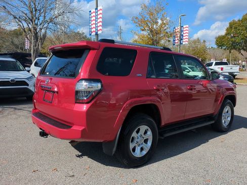 Certified 2024 Toyota 4Runner SR5 Premium image 5