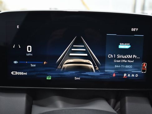 New 2026 Chevrolet Equinox EV LT image 18