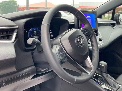 Used 2026 Toyota Corolla SE image 8