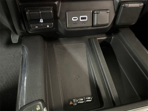 Certified 2021 GMC Sierra 1500 AT4 w/ AT4 Preferred Package image 35