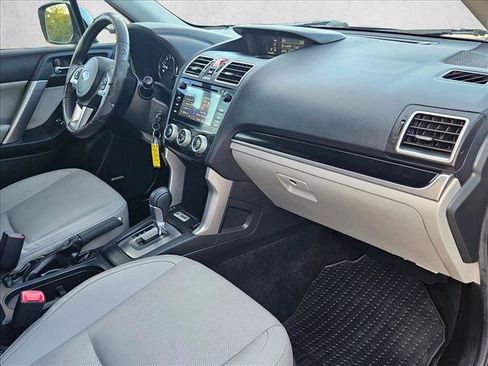 Used 2017 Subaru Forester 2.5i Limited AWD/4WD image 21