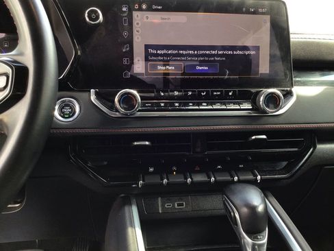 Used 2023 Chevrolet Colorado Z71 w/ Z71 Convenience Package 2 image 14