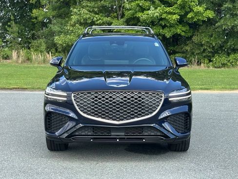 Used 2023 Genesis GV70 2.5T w/ Sport Prestige Package AWD/4WD image 12