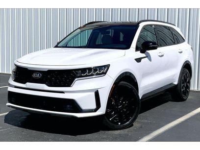 Used 2021 Kia Sorento EX w/ Panoramic Sunroof Package