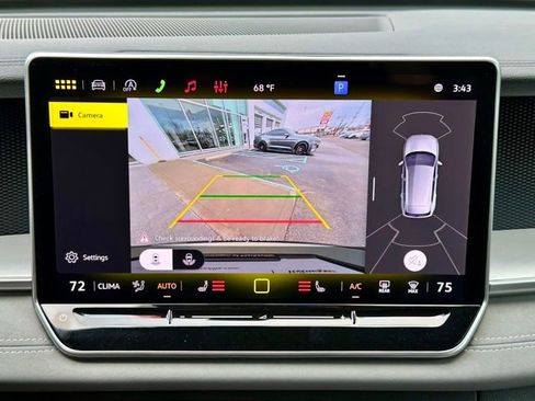 New 2026 Volkswagen Tiguan SE R-Line image 25