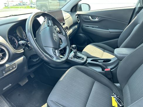 Used 2023 Hyundai Kona SEL w/ Convenience Package AWD/4WD image 10
