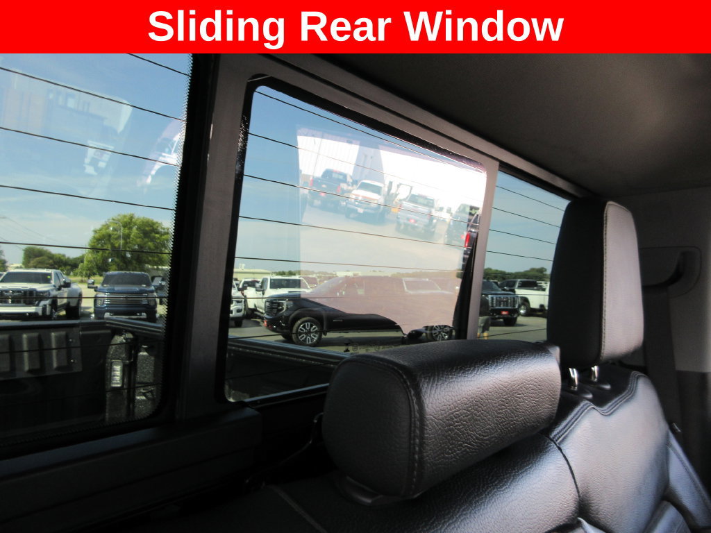 Used 2023 GMC Sierra 2500 Denali w/ Denali Black Diamond Edition AWD/4WD image 28