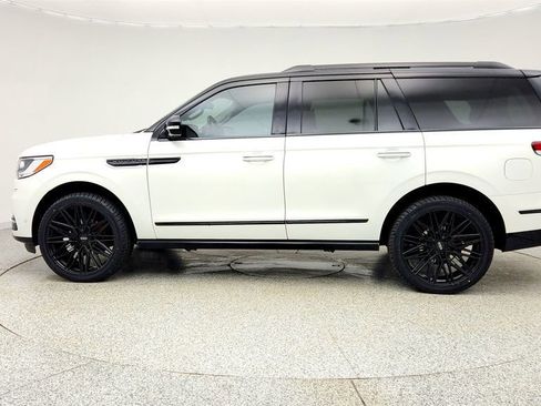 Used 2024 Lincoln Navigator Black Label AWD/4WD image 8
