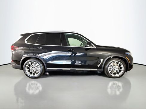 New 2026 BMW X5 xDrive50e w/ Executive Package AWD/4WD image 8