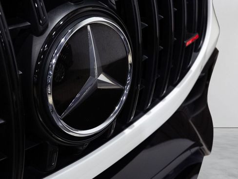 Used 2022 Mercedes-Benz GLS 63 AMG 4MATIC image 17
