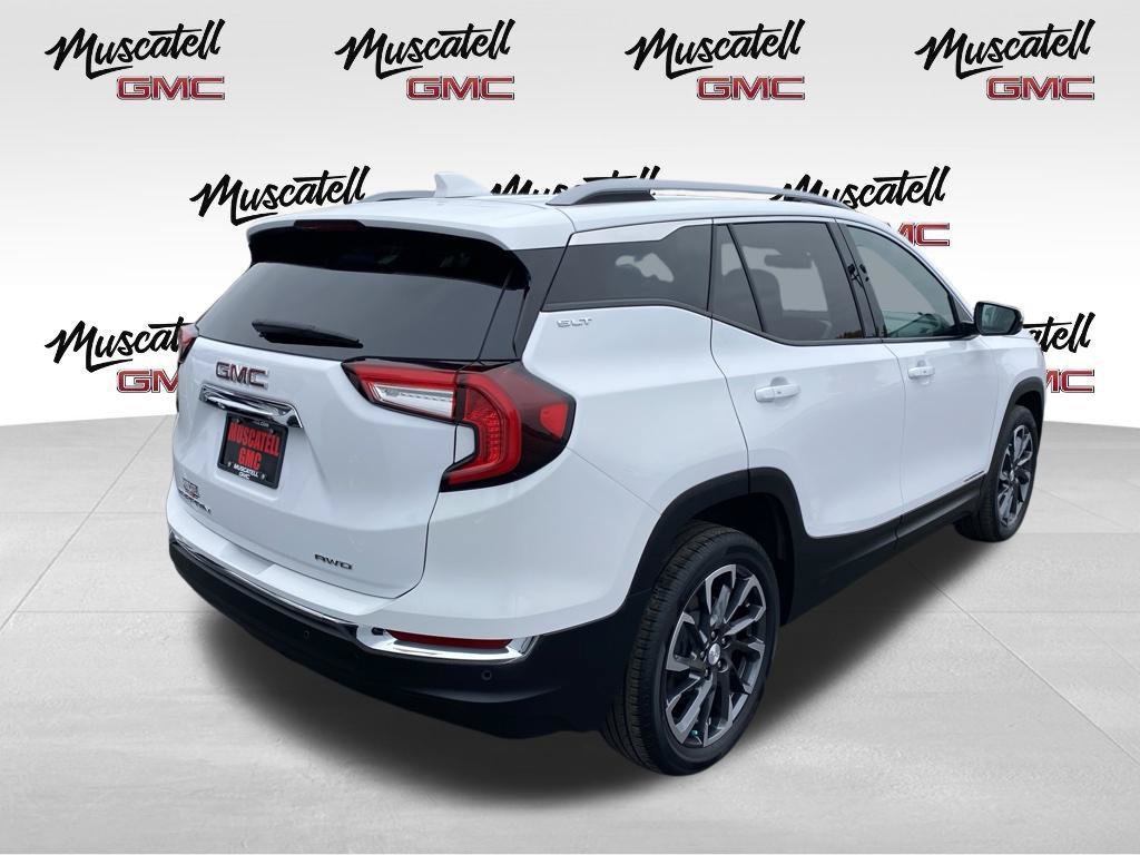 Used 2023 GMC Terrain SLT w/ Infotainment Package II AWD/4WD image 7