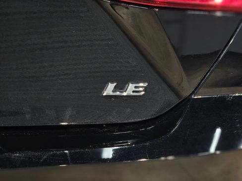 Used 2025 Toyota Camry LE image 37