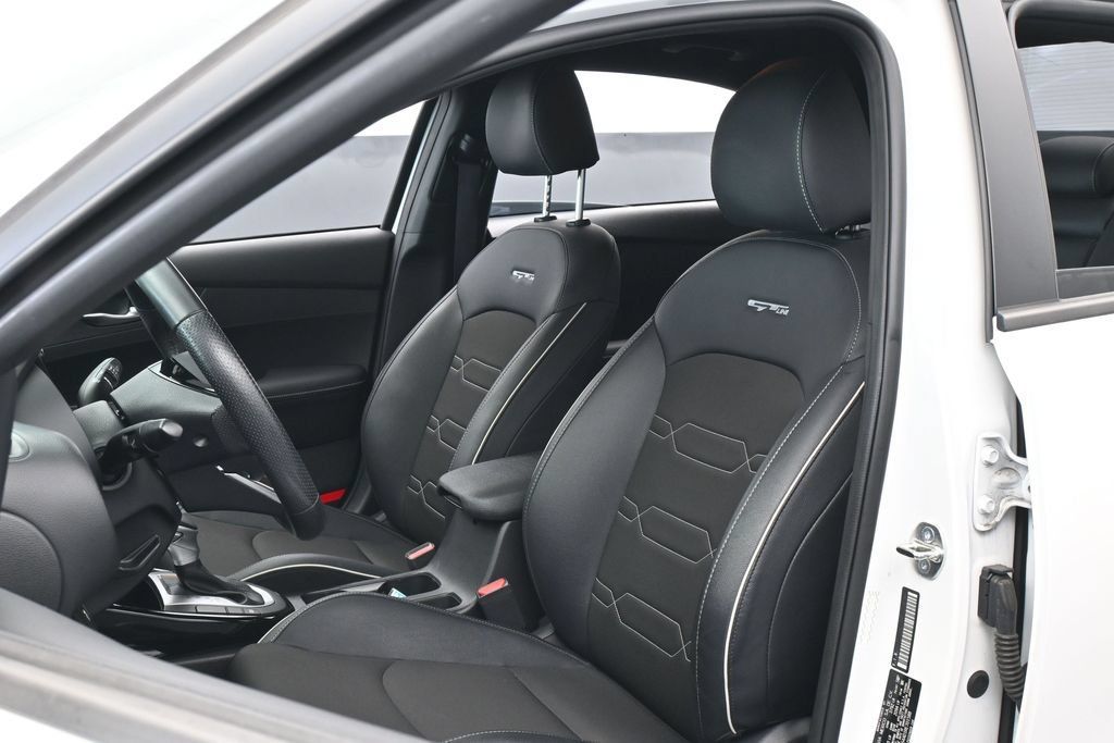 Used 2024 Kia Forte GT-Line FWD image 10