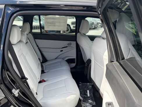 New 2026 Jeep Cherokee Limited image 31