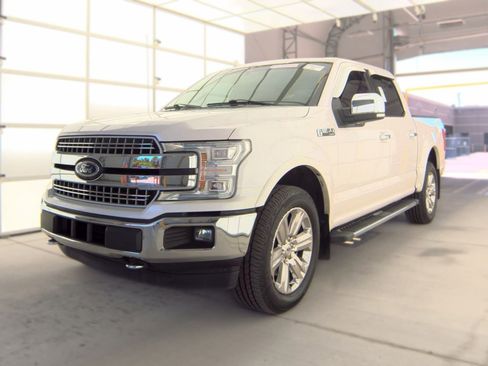 Used 2018 Ford F150 Lariat w/ Equipment Group 502A Luxury AWD/4WD image 2