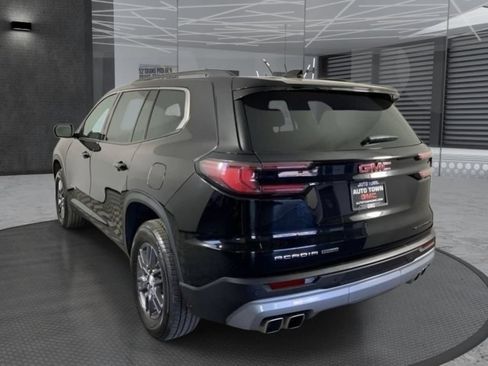 Used 2025 GMC Acadia Elevation AWD/4WD image 7
