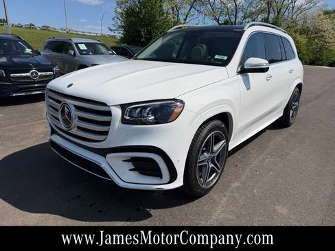 New 2026 Mercedes-Benz GLS 450 4MATIC image 2