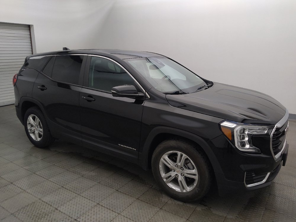 Used 2024 GMC Terrain SLE FWD image 11