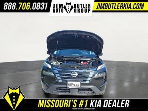 Used 2024 Nissan Rogue SV AWD/4WD image 30
