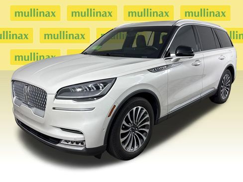 Used 2021 Lincoln Aviator Reserve w/ Equipment Group 201A RWD image 15