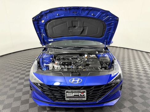 Used 2023 Hyundai Elantra SEL FWD image 18