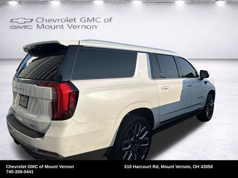 Used 2025 GMC Yukon XL Denali Ultimate AWD/4WD image 4