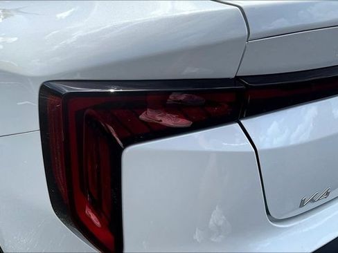 Used 2025 Kia K4 FWD image 22