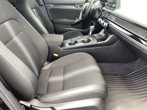 Used 2025 Honda Civic Sport image 8