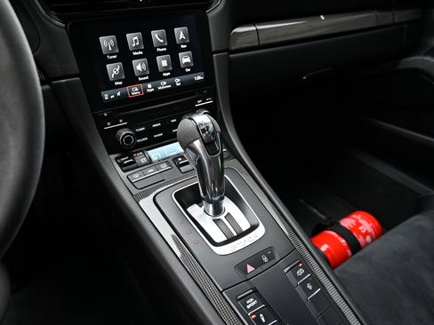 Used 2019 Porsche 911 GT3 RS image 29