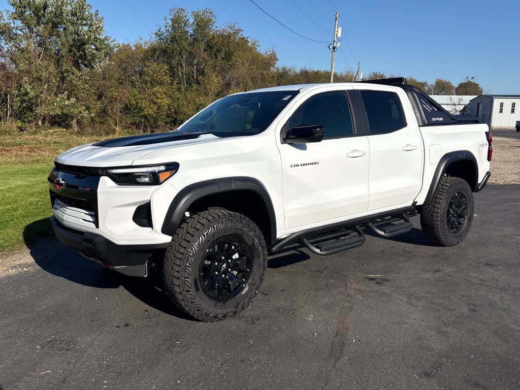New 2026 Chevrolet Colorado ZR2 w/ Midnight Edition AWD/4WD 360° Tour