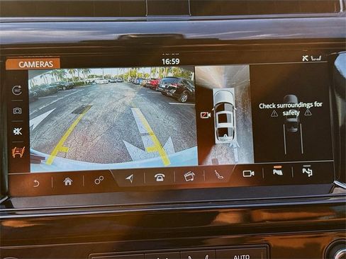 Used 2019 Land Rover Discovery HSE Luxury image 14