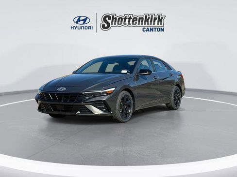 New 2026 Hyundai Elantra SEL Sport image 4