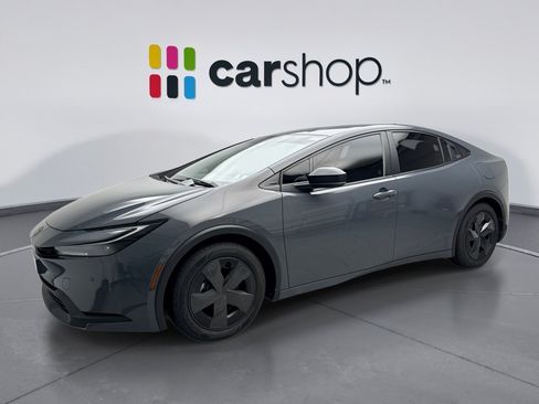 Used 2023 Toyota Prius LE FWD image 1