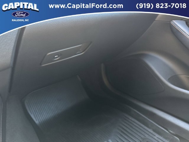Used 2025 Cadillac CT5 V w/ Technology Package RWD image 28