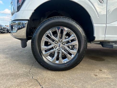 Used 2024 Ford F150 Lariat w/ FX4 Off-Road Package image 22