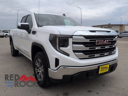 New 2025 GMC Sierra 1500 SLE AWD/4WD image 3