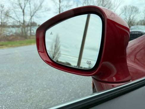 Used 2024 Chrysler Pacifica Pinnacle image 14