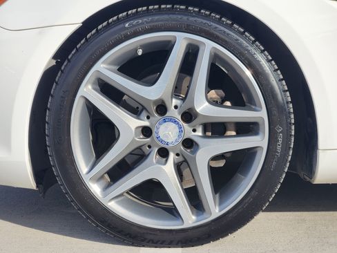 Used 2015 Mercedes-Benz SLK 250 image 11