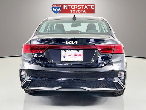 Used 2023 Kia Forte LXS image 6