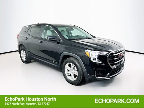 Used 2024 GMC Terrain SLE image 1