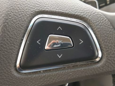 Used 2016 Lincoln MKX Reserve w/ Luxury Package FWD image 23