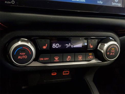 Used 2024 Nissan Versa SR image 22