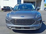 Certified 2022 Ford Escape SE w/ Convenience Package image 2