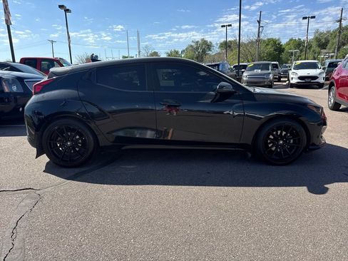 Used 2019 Hyundai Veloster 2.0 Premium FWD image 9