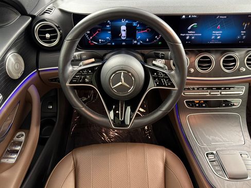 Used 2023 Mercedes-Benz E 350 4MATIC Sedan image 13