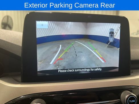 Used 2022 Ford Escape SEL image 9