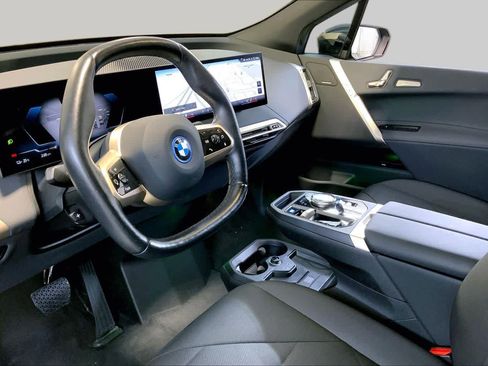 Certified 2024 BMW iX xDrive50 w/ Sport Package AWD/4WD image 17